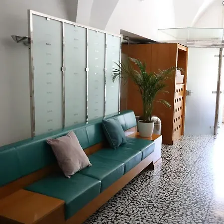 Unique Spa Sleeping Experience بيت شباب ليوبليانا