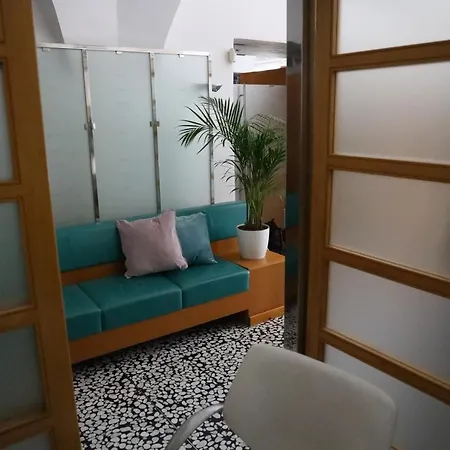 Hostel Unique Spa Sleeping Experience *